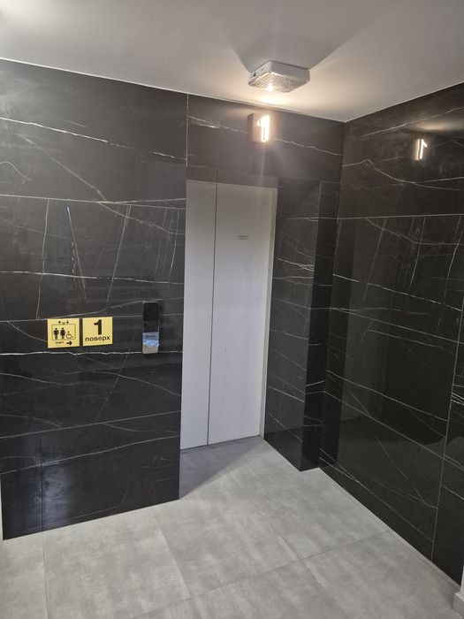 Продаж двох кімнатной квартири Росвигово.