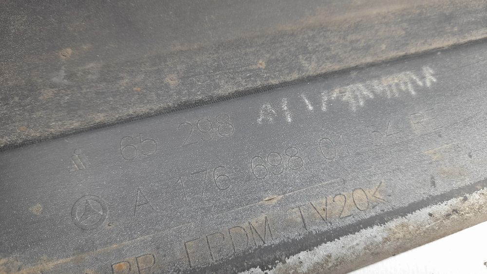 Embaladeira direita MERCEDES-BENZ Classe A (W176)