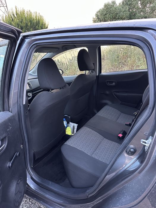 Toyota Yaris — fotografia 6