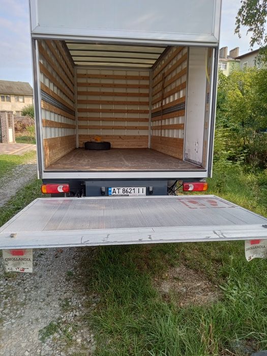 Вантажні перевезення + гідроборт