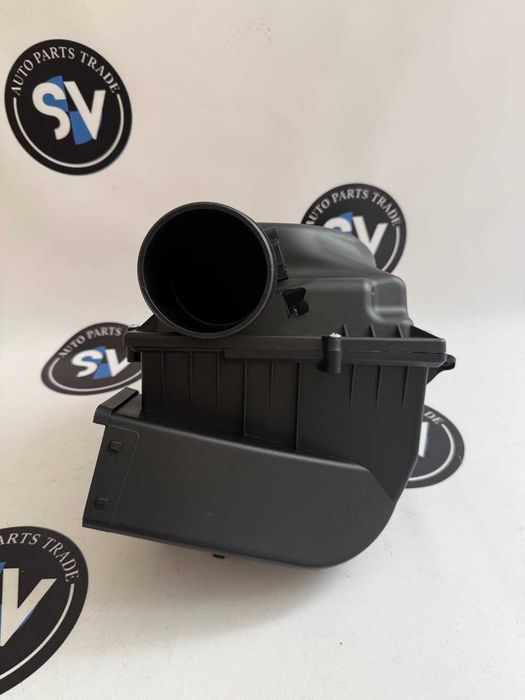 BMW 5 G30 G31 7 G11 G12 X3 G01 X4 G02 X5 G05 X6 G06 Корпус повітряного фільтра обудова повітряний фільтр 13718620473