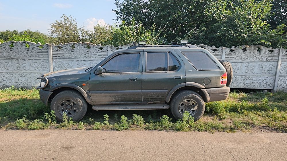 Продам Опель фронтера