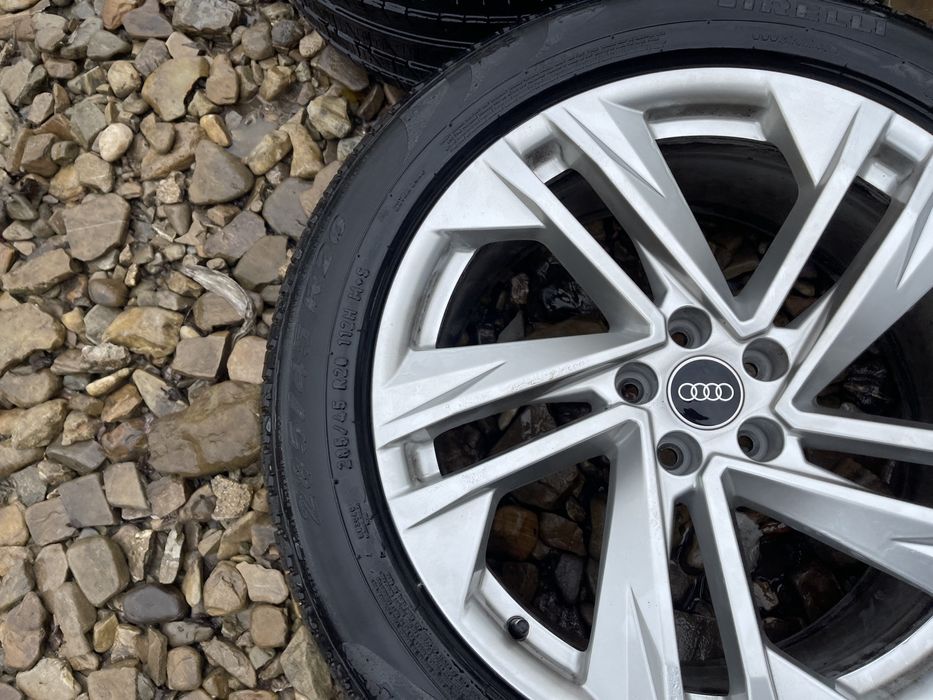 Комплект колісних дисків E 9Jx20H2 ET 28 AUDI Q7 4M 2016-