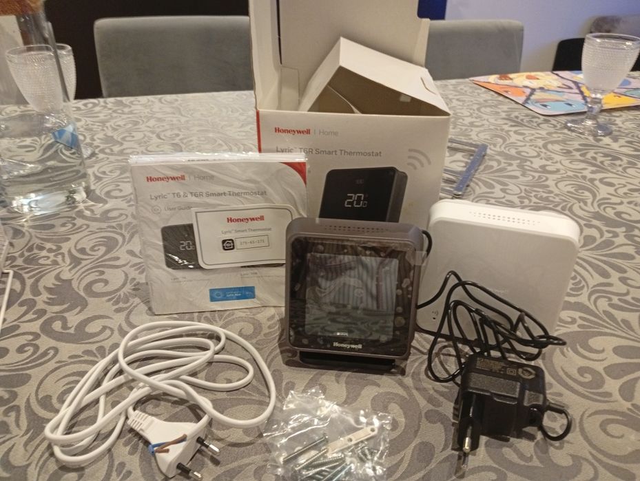 Termostato inteligente sem fio Honeywell T6R  novo