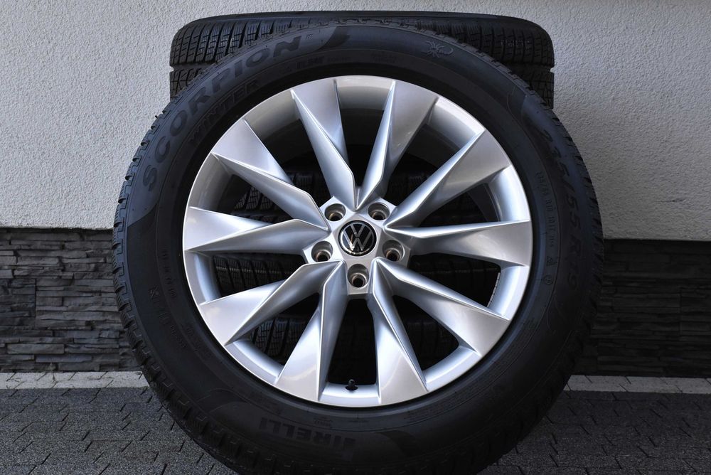 Nowe koła zimowe OEM Audi Q4 Sportback e-tron VW ID.4 ID.5 ID.6 SKODA ELROQ ENYAQ PEAQ CUPRA Tavascan 19" Pirelli