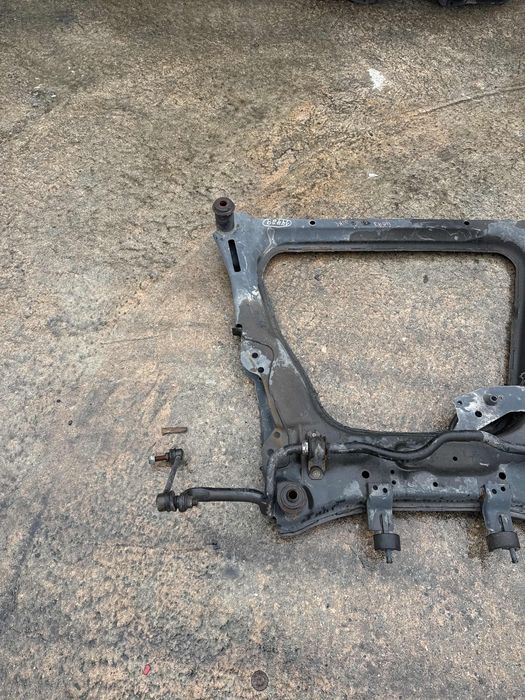 Charriot frente NISSAN Juke (F15)
