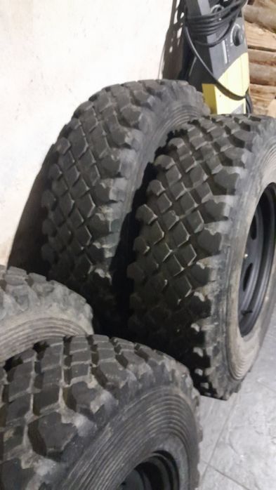 Jantes e pneus land rover defender/ serie