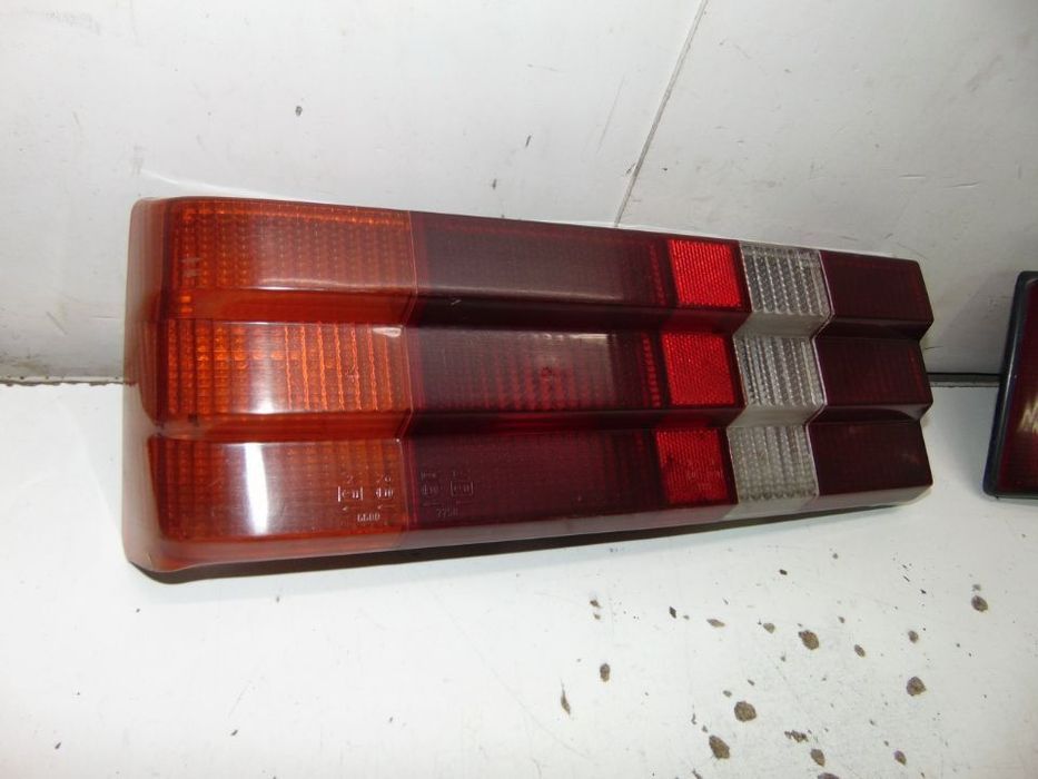 Ford escort mk3/4 / fiesta farolins