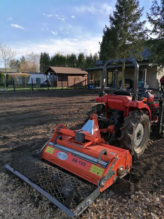 usługi zakładanie trawnika glebogryzarka separacyjna koszenie