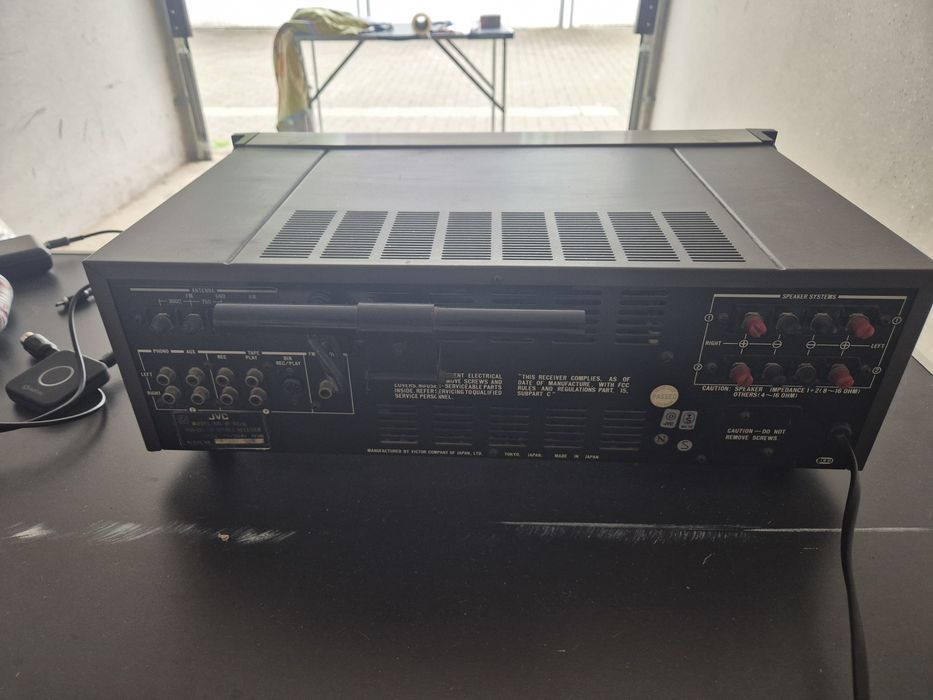 Amplituner JVC JR S100