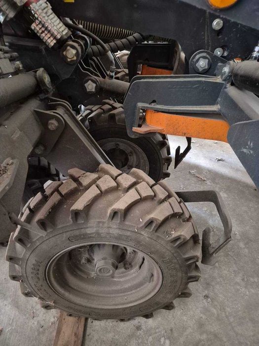 Посівний комплекс Mzuri Pro-Til 4T (+РКД)