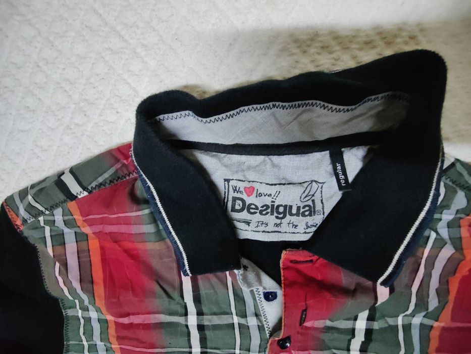 Polo Desigual tam.  L em bom estado