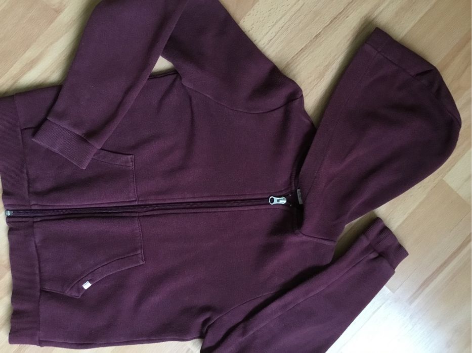 Кофты спортивные 134—140 см на 8—10 лет