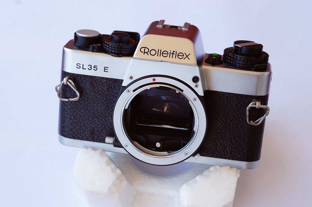 Rolleiflex SL35本体＆Zeiss Planar 1.4/50 Rolleiflex SL35本体