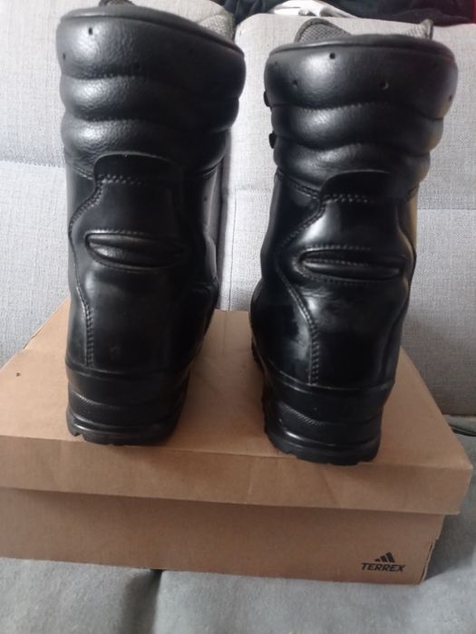 Buty wojskowe wojas z podeszwą Vibram, stan bardzo dobry