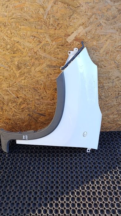 Fiat 500L Błotnik Przód Lewy 268/A