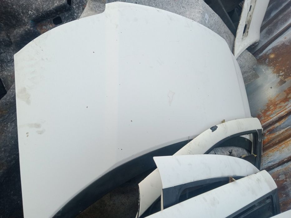 Капот,кузовные детали на Volkswagen Sharan