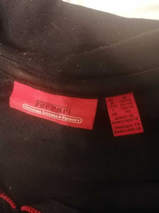 Bluza FERRARI XL czarna rozpinana na suwak