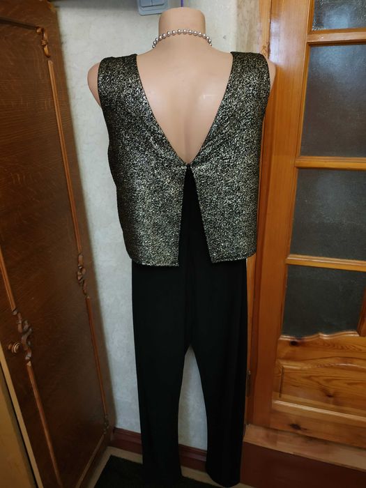 Стильний, красивий комбінезон,завужені брюки dorothy perkins 46 розмір