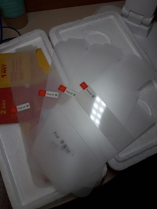 Захисна плівка на задню кришку iPhone 14 комплект 4шт