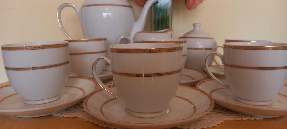 Złocony serwis do kawy i herbaty, 6 osób, 15 elementów, Nowy!