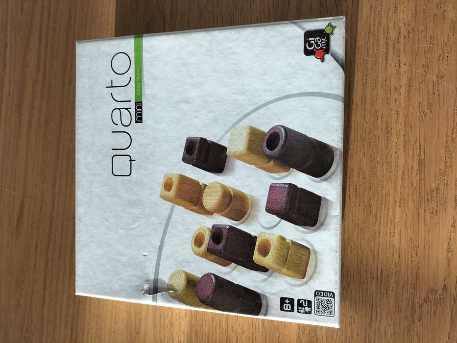 Quarto - Jogo de Tabuleiro