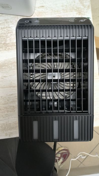 Портативні охолоджувачі та вентилятори 3 в 1 – прохолода завжди поруч