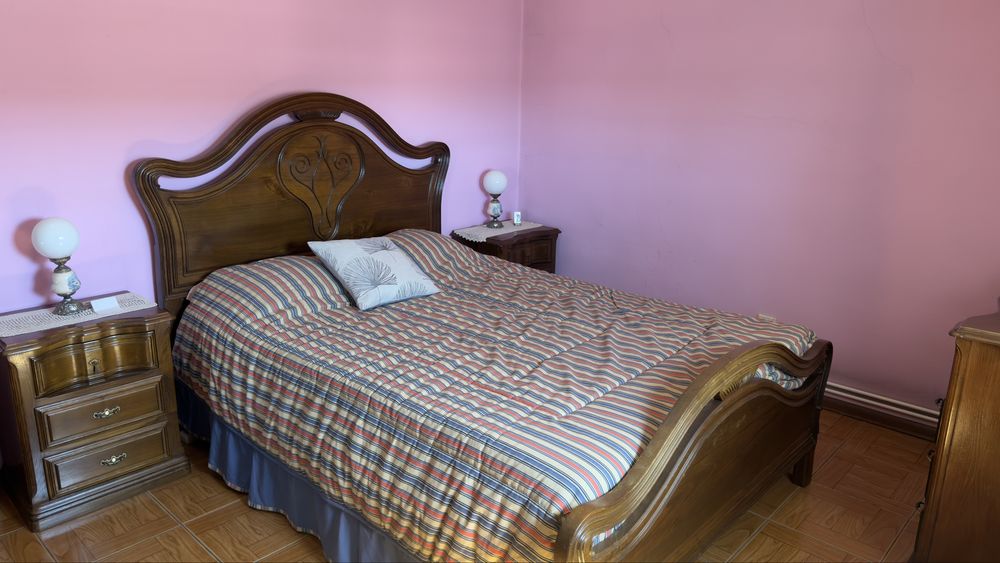 Quarto mobilado para arrendar em Sabrosa