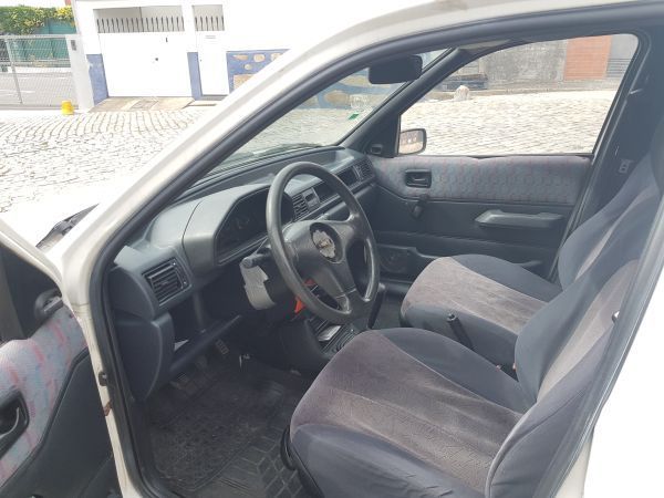Para Peças Ford Fiesta Caixa (Jv_)