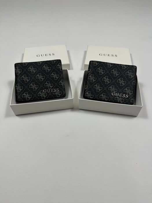Гаманець Guess.
