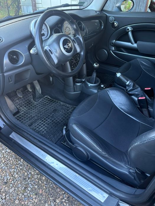 MINI Cooper r50 1.6