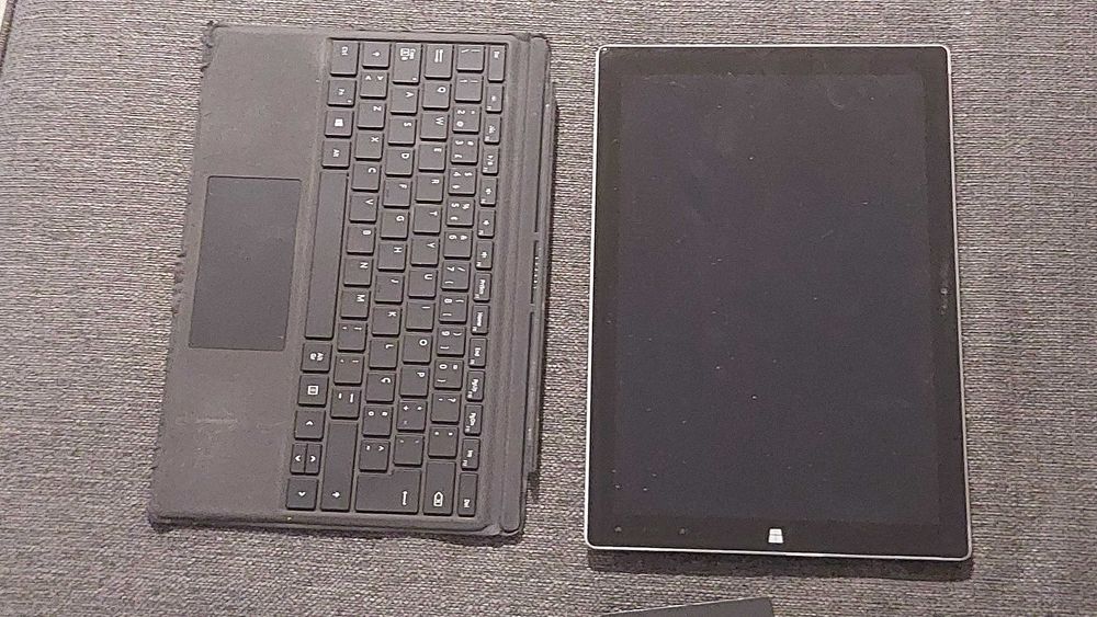 Surface Pro 3 - 256Gb, 8Gb RAM 12", c teclado e caneta