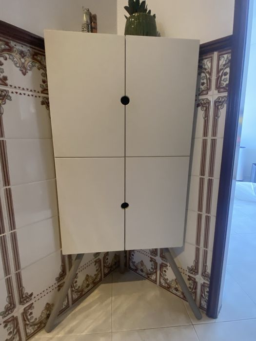 Movel de canto branco