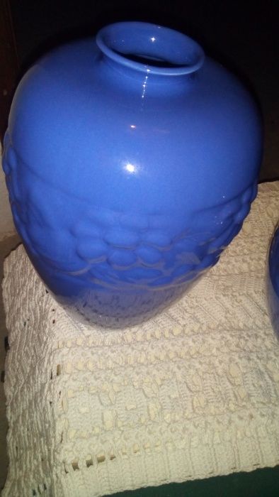Jugs443395257150351362
