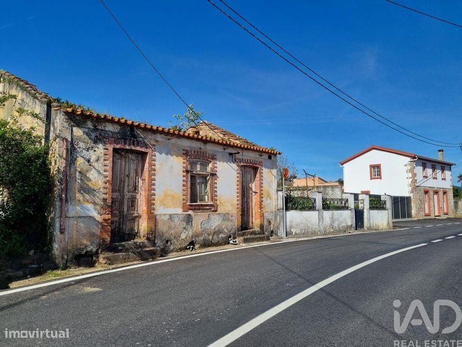 Casa / Villa em Poiares de 96 m2