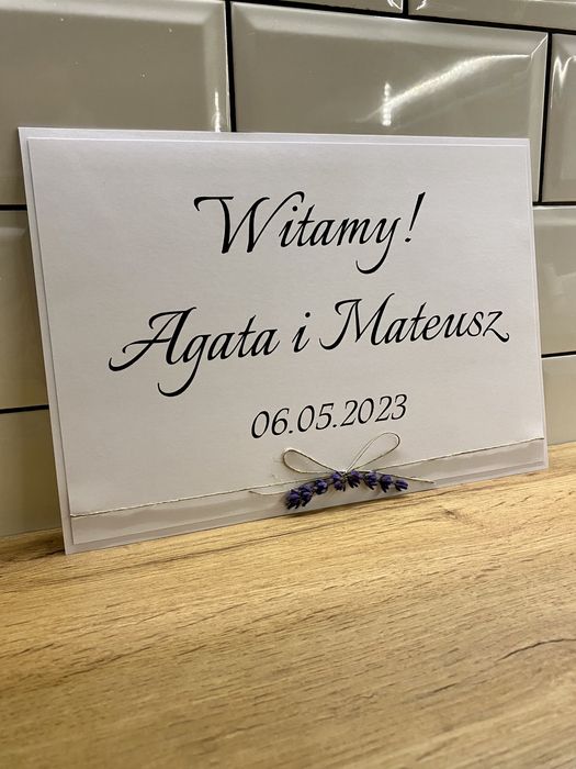 Karty rozmieszczenia gości