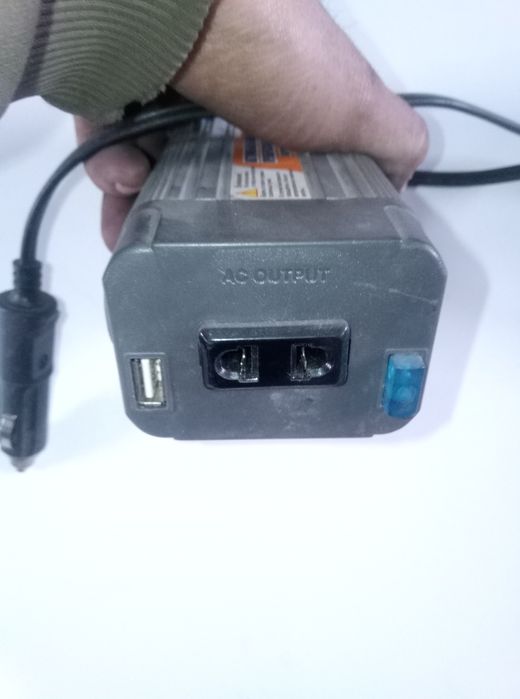 Преобразователь з 12в на 220в