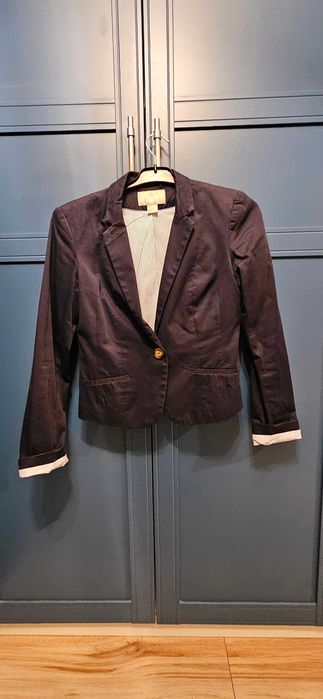 Granatowy żakiet H&M 36 krótki dopasowany taliujący