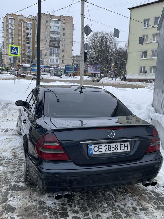 Продам статусний автомобіль Mercedec-Benz W211