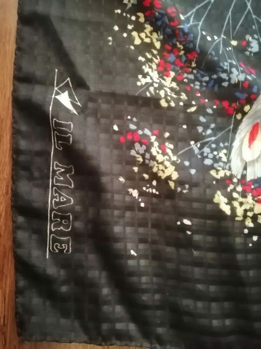Duża chusta plażowa.