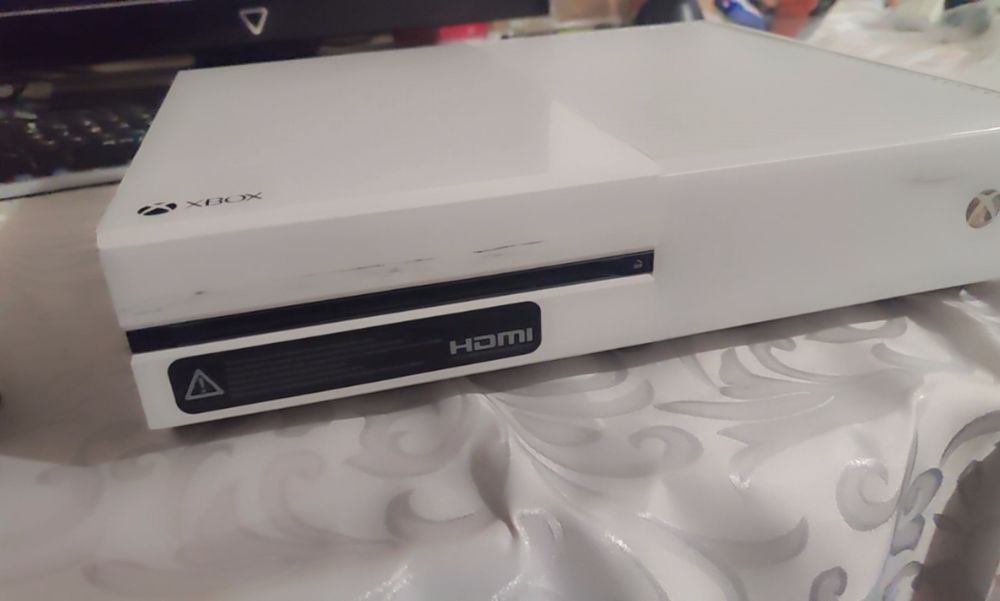 Продю Xbox one fat білий "без джойстика та HDMI кабелю"