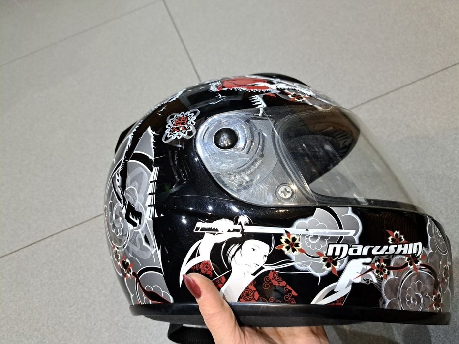 Мотошолом Marushin S-55-56cm