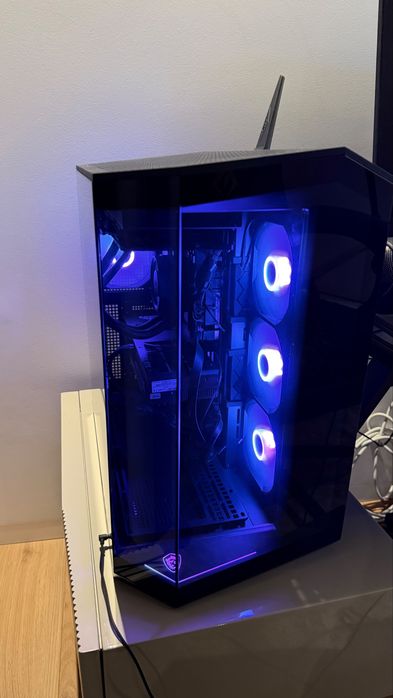 Gaming desktop 7800x3d,RTX 5080 16gb DDR7,64gb DDR5, 2Tb Monitor 4k 27