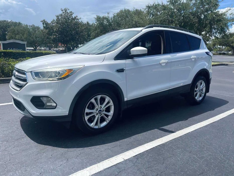 Ford Escape SEL      2018