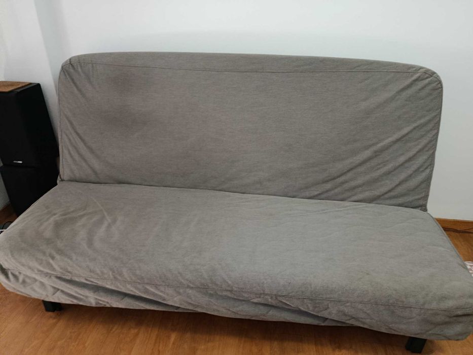 Sofá cama práctico