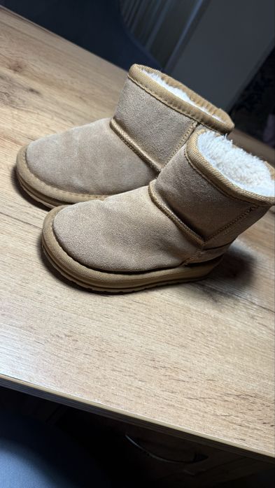 Угі дуже теплі і зручні