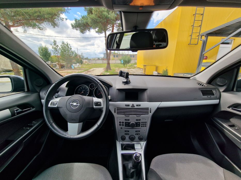 Opel Astra H 2009 рік