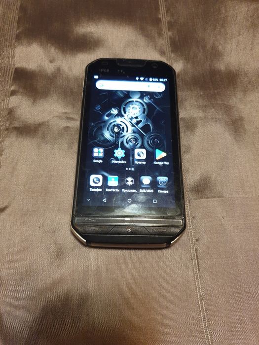 Телефон DOOGEE S30 IP68.