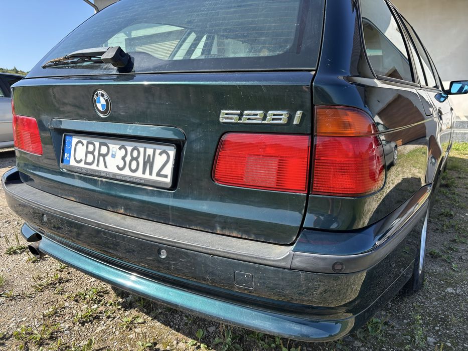 BMW E39 528i kombi