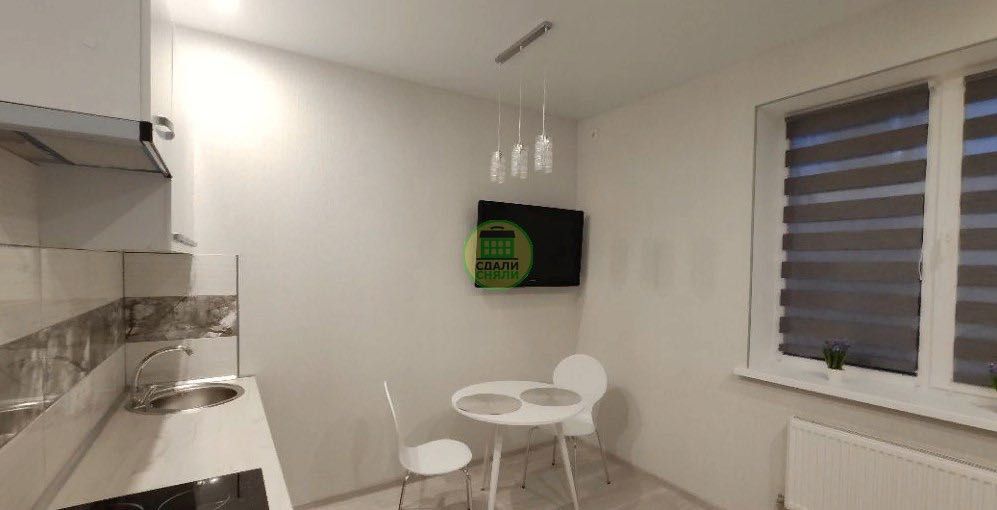 1к.кв. Центр М. Університет / М. Бекетова